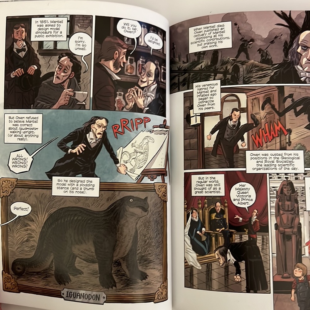Science Comics 2 Book Bundle - Picture 16 of 16